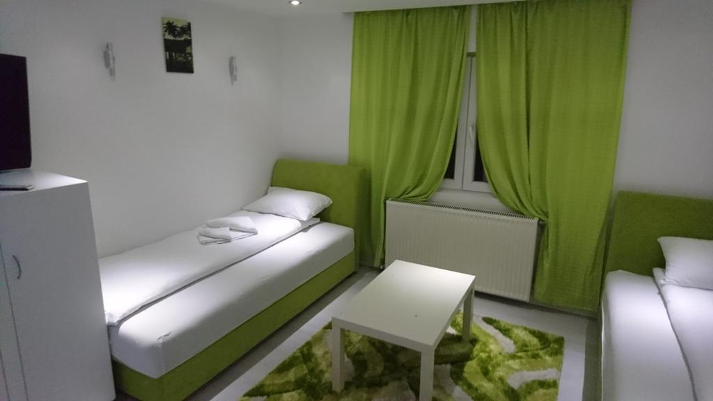 Lepi Apartments 노비파자르 외부 사진