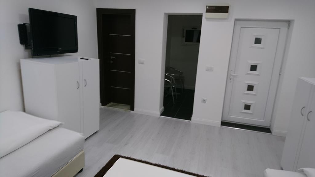 Lepi Apartments 노비파자르 외부 사진