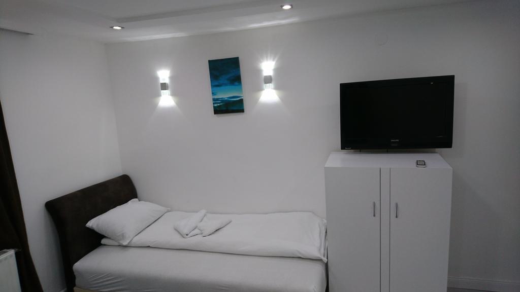 Lepi Apartments 노비파자르 외부 사진