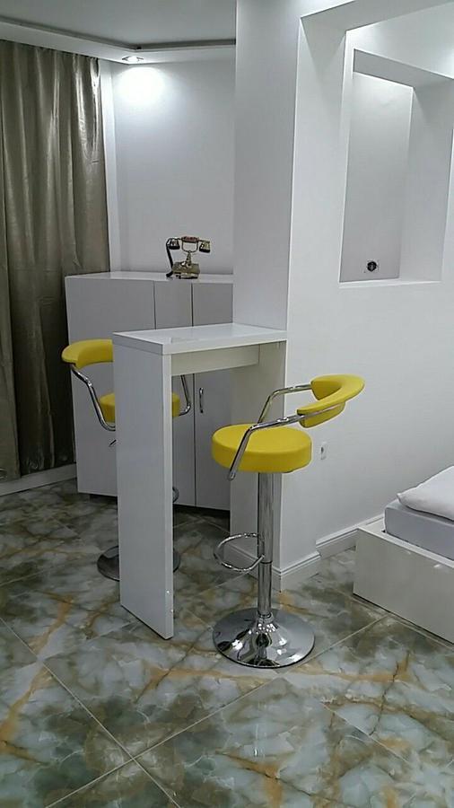 Lepi Apartments 노비파자르 외부 사진